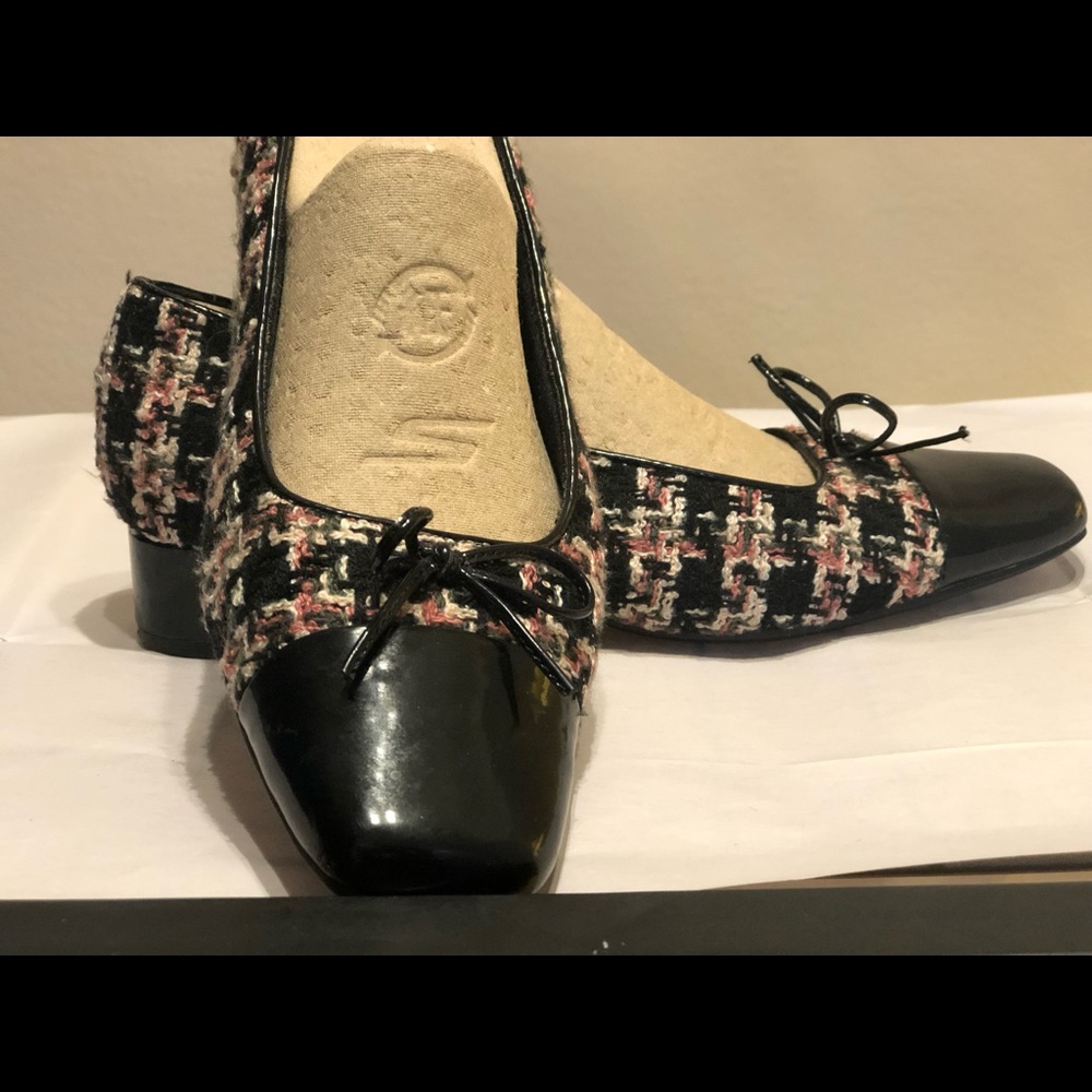 Life Stride-pink and black “tweed” 7.5 - Picture 2 of 3